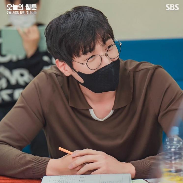 Potret Choi Daniel di Today's Webtoon (Instagram/@sbsdrama.official)