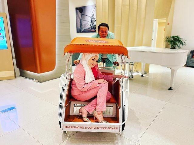 Perjalanan Cinta Sule dan Nathalie Holscher. (Instagram/ferdinan_sule)