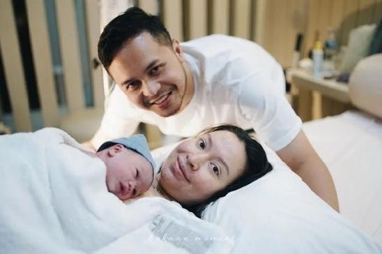 Perjalanan Karina Nadila Melahirkan. (Instagram/karinadila8921)