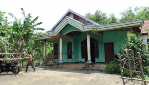 Potret Rumah Ponari Si Dukun Cilik. (YouTube/ Ric Snt)