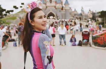 11 Momen Keluarga Syahnaz Sadiqah Liburan di Paris, Seru Abis!