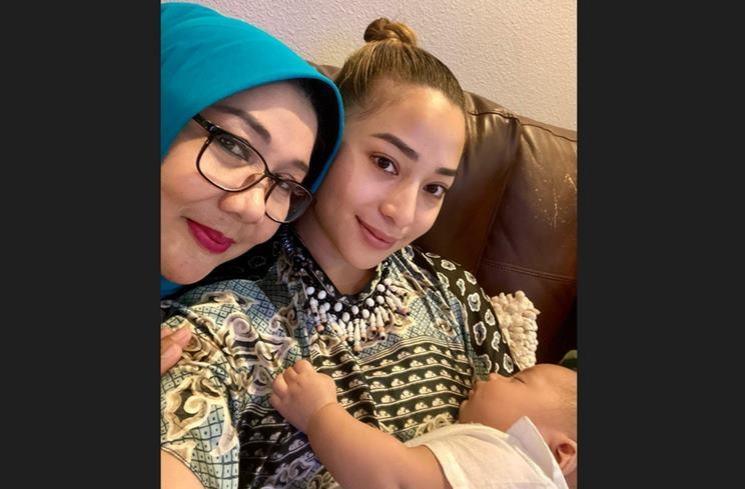 Potret Gemas Baby Izz Rayakan Idul Adha di Amerika (Instagram/@yorafebrina)