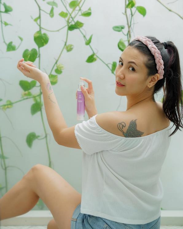 Artis Punya Tato Tersembunyi (instagram/@mrssharena)