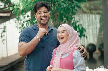 10 Potret Irish Bella Gelar Summer Party, Pesona Air Rumi Bikin Salfok