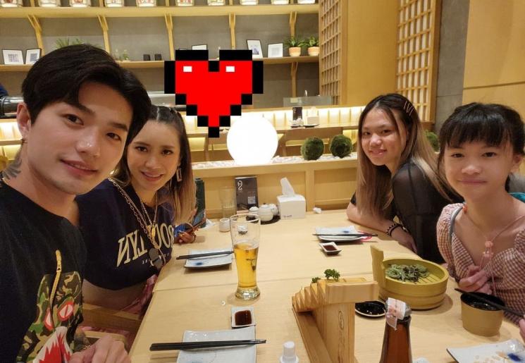 Momen Akrab Lee Jeong Hoon dan Anak Sambung (instagram/leejeonghoon)