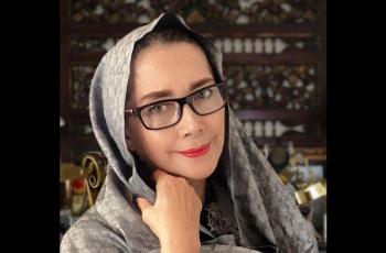 9 Potret Memukau Widyawati di Usia 72 Tahun, Cantiknya Awet Paripurna
