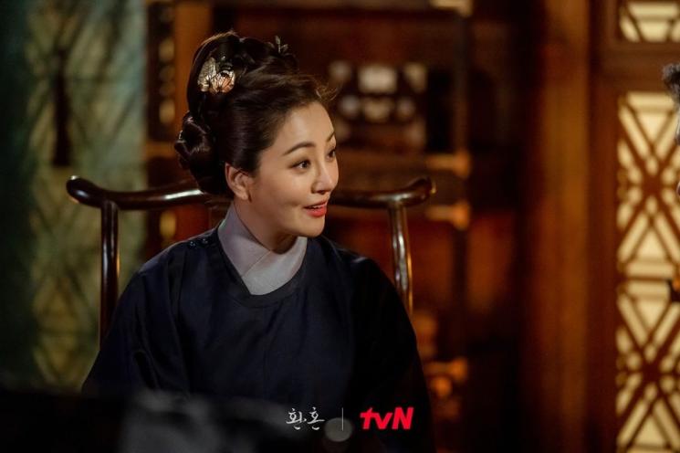 Pesona Oh Na Ra di Alchemy of Souls (Instagram/@tvn_drama)