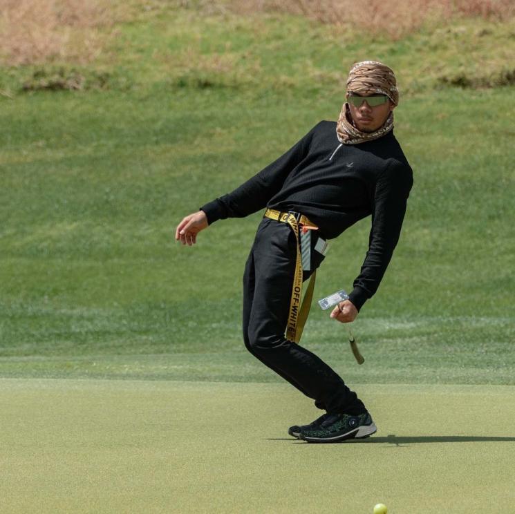 Potret Saaih Halilintar main golf (Instagram/@faldo006)
