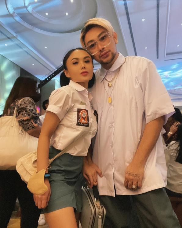 Potret Artis Hadiri Ultah Ussy Sulistiawaty. (Instagram/@carendelano)