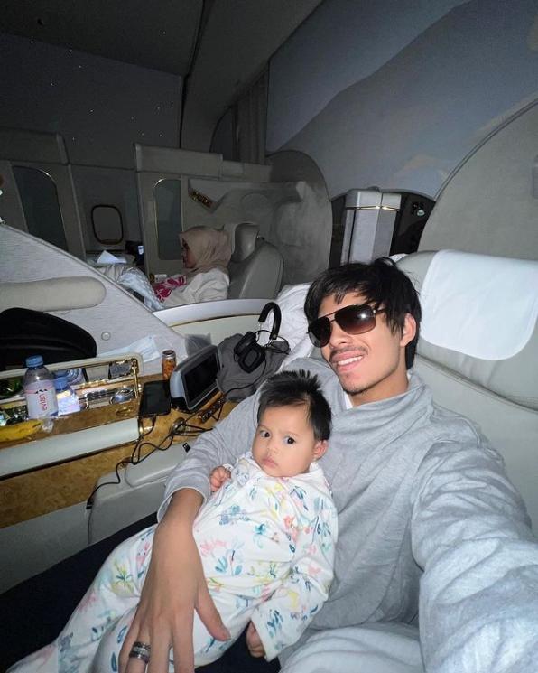 Potret Aurel Hermansyah Berangkat ke Italia. (Instagram/attahalilintar)