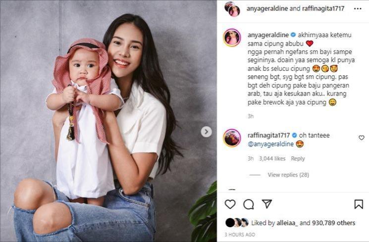 Anya Geraldine pose bareng Rayyanza. (Instagram/@anyageraldine)
