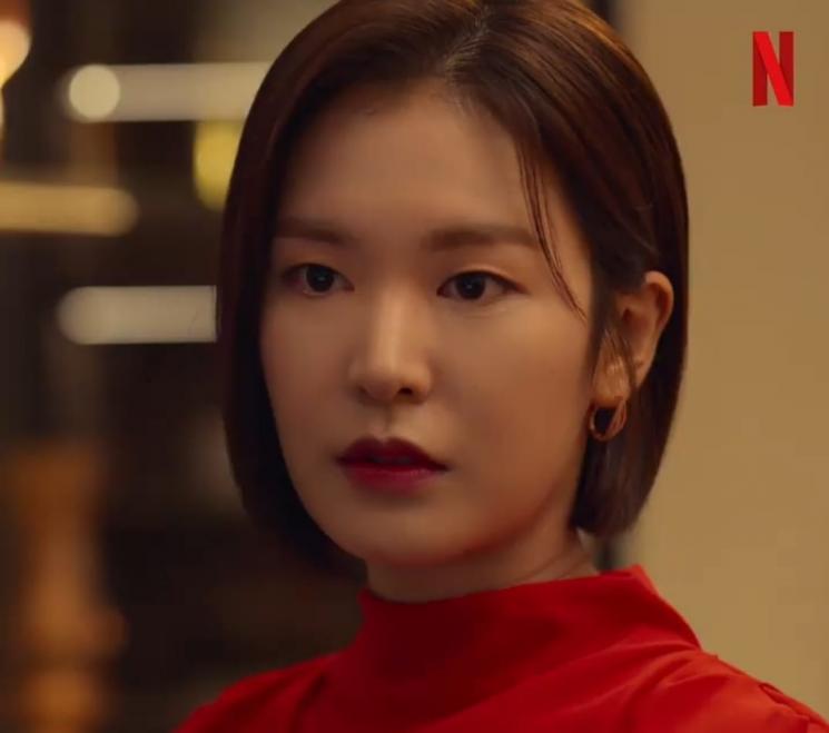 Pesona Jung Yoo Jin di Remarriage and Desires (Instagram/@netflixkr)