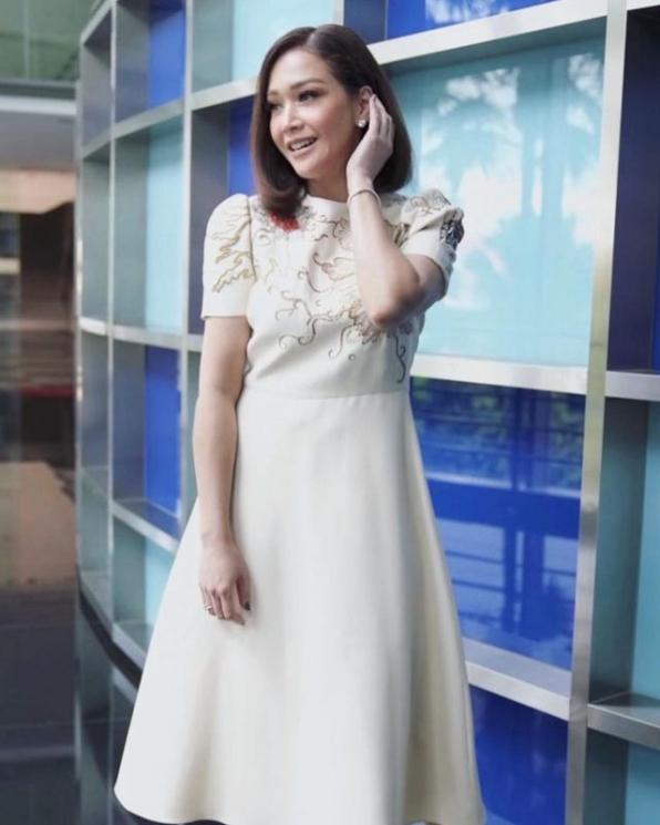 Koleksi Dress Maia Estianty. (Instagram/maiaestiantyreal)