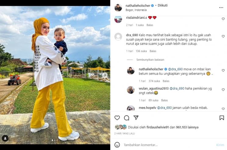 Nathalie Holscher balas kritik netizen. (Instagram/@nathalieholscher)