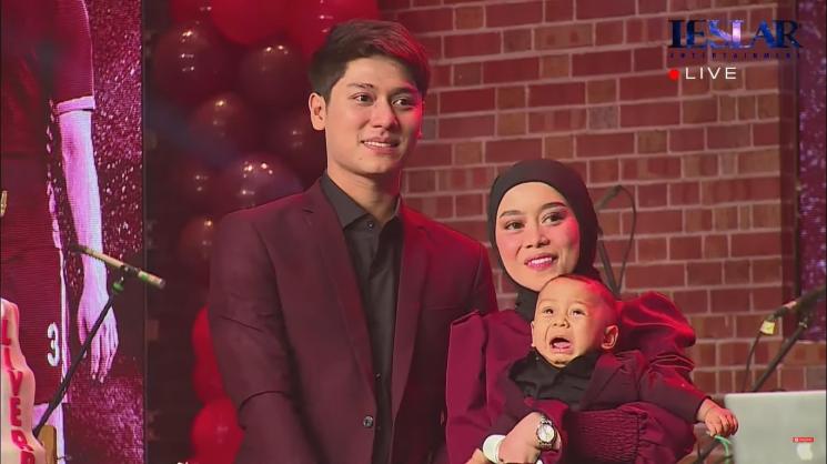 Momen pesta ulang tahun Rizky Billar (YouTube/Leslar Entertainment)