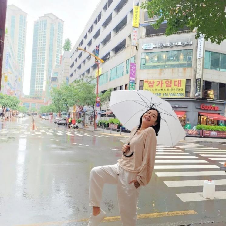 Potret Lydia Kandou di Korea (instagram/@filminang)
