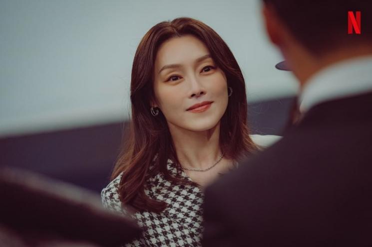 Potret Cha Ji Yeon di Remarriage and Desires (Instagram/@netflixkr)