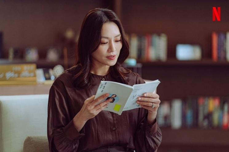 Potret Cha Ji Yeon di Remarriage and Desires (Instagram/@netflixkr)