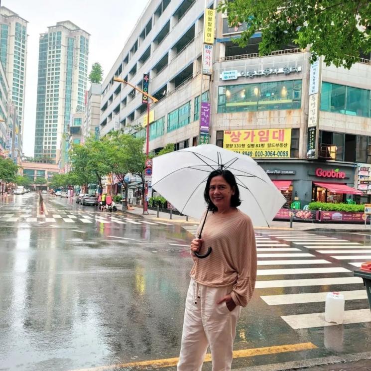 Potret Lydia Kandou di Korea (instagram/@filminang)