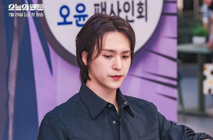 Adu Gaya Aktor di Today's Webtoon (Instagram/@sbsdrama.official)