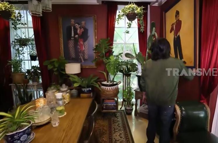 Rumah Yuni Shara. (YouTube/Trans7 Official)