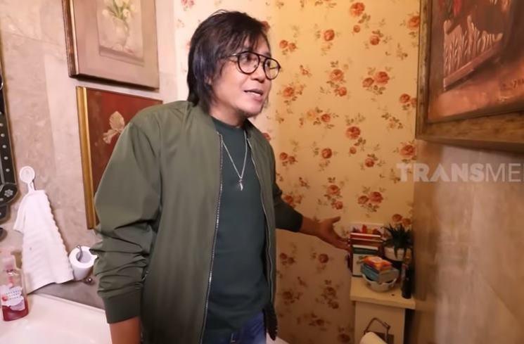 Rumah Yuni Shara. (YouTube/Trans7 Official)