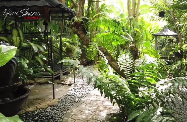 Rumah Yuni Shara. (YouTube/Trans7 Official)