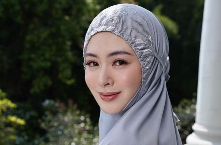 Transformasi Ayana Moon. (Instagram/@xolovelyayana)