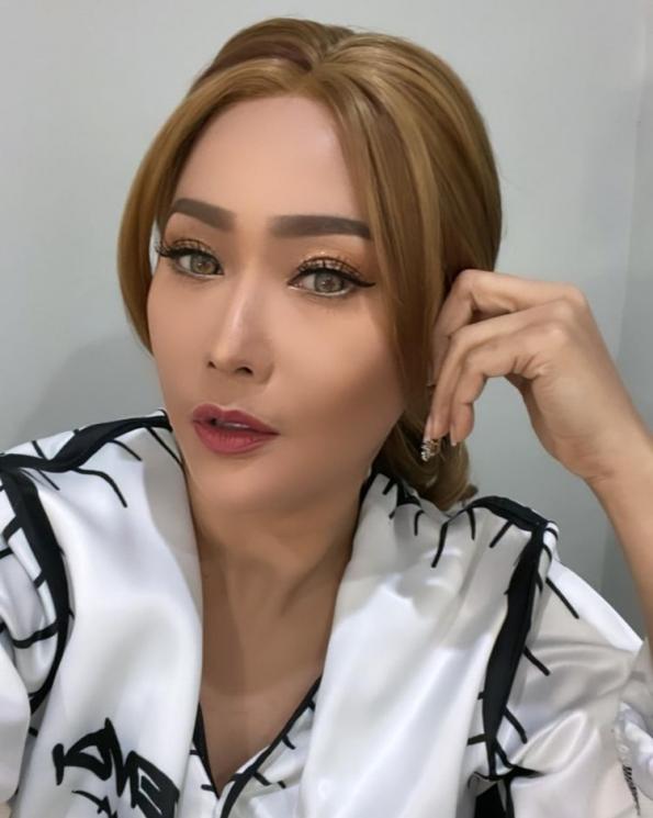 Artis Lakukan Operasi Agar Langsing(Instagram/@inul.d)