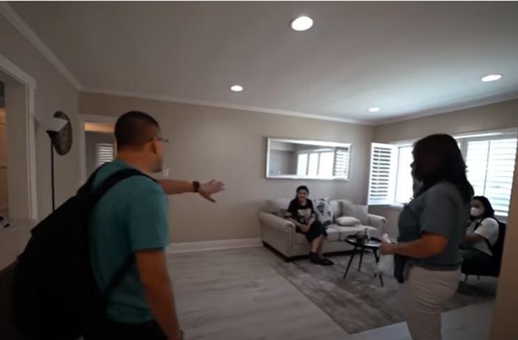 Rumah Uya Kuya di Amerika. (YouTube/The Hermansyah A6)