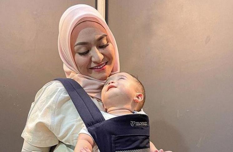 Potret Kompak nathalie Holscher dan Adzam. (Instagram/nathalieholscher)