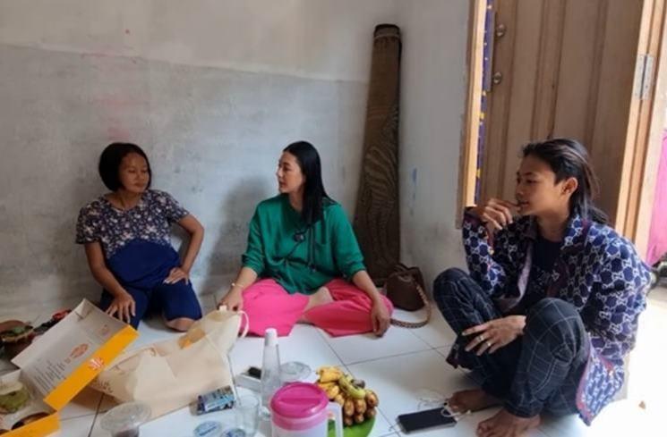 Rumah Bonge. (YouTube/Baim Paula)