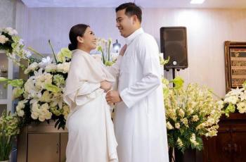 9 Potret Rumah Tata Janeeta yang Jarang Tersorot, Halamannya Asri Banget