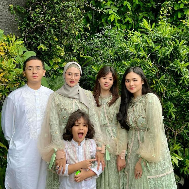 Potret Mulan Jameela Momong Anak (instagram/@mulanjameela1)