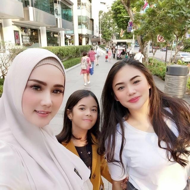 Potret Mulan Jameela Momong Anak (instagram/@mulanjameela1)