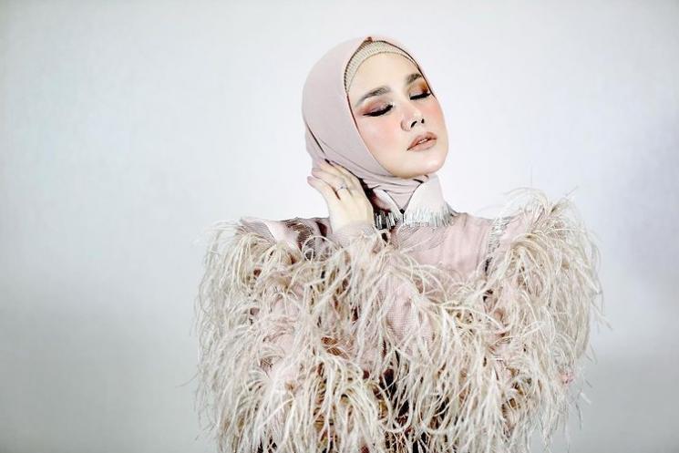 Artis Ganti Nama Setelah Menikah(Instagram/@mulanjameela1)