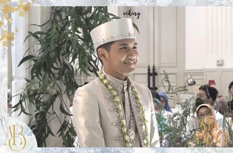 Momen Akad Nikah Bintang Emon (YouTube/Bintang Emon)