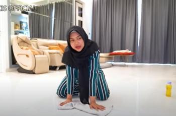 11 Potret Ria Ricis Ngepel Jongkok Demi Posisi Bayi dan Lahiran Normal