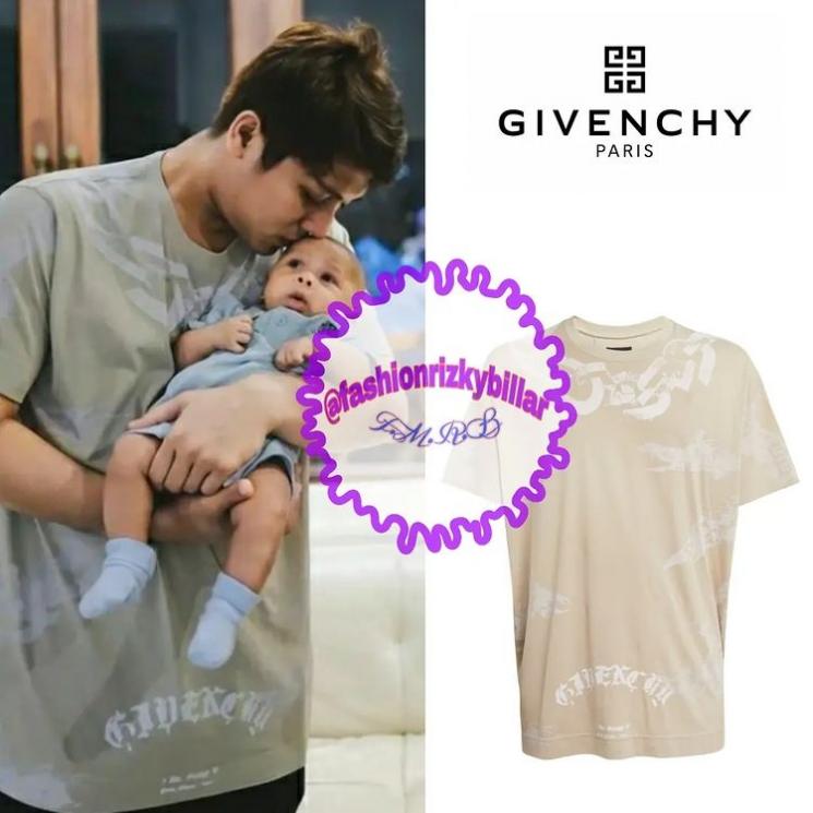 Koleksi Kaos Rizky Billar(Instagram/@fashionrizkybillar)