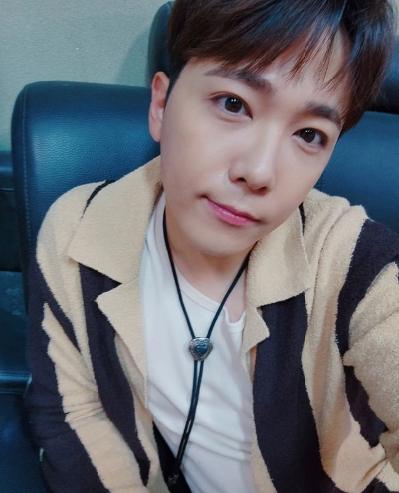 Idol Kpop Punya Brand Fashion. (Instagram/skullhong12)