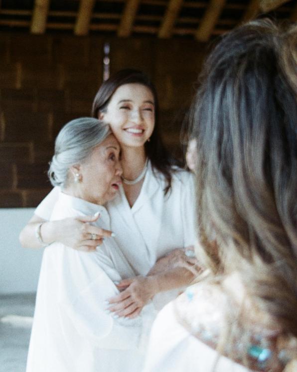 Potret Raline Shah Bersama Sang Nenek. (Instagram/ralineshah)