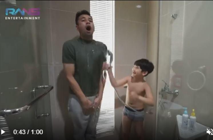 Momen Raffi Ahmad Momong Anak. (YouTube/Rans Entertainment)