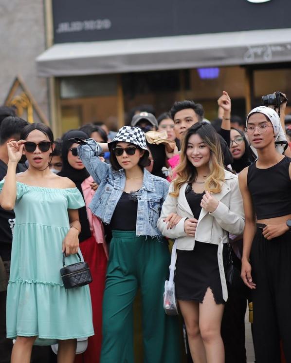 Potret Gisella Anastasia Bergaya di Citayam Fashion Week(Instagram/@gisel_la)