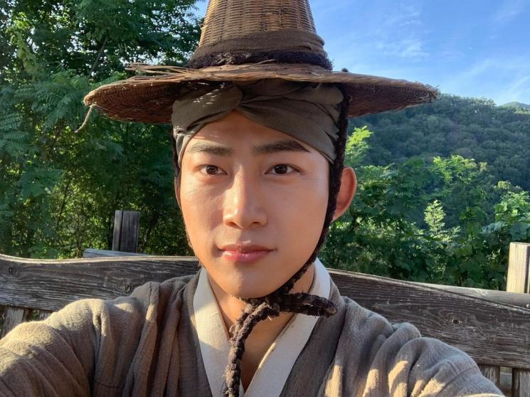 Sinopsis Blind (Instagram/@taecyeonokay)