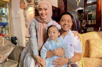 9 Potret Bahagia Sheza Idris, Baru Umumkan Kehamilan Kedua