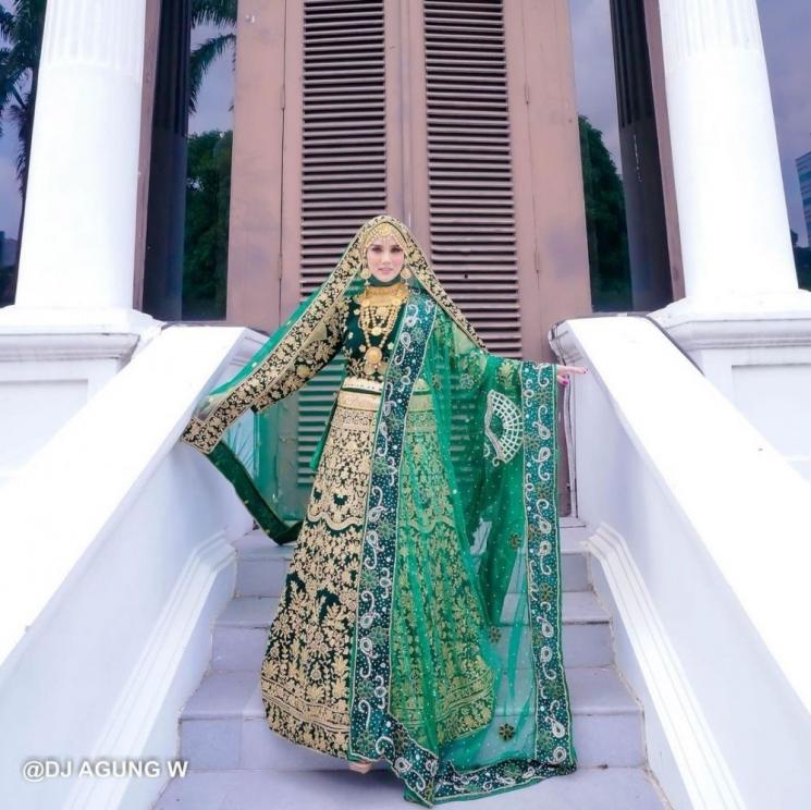 Potret Mulan Jameela Pakai Baju India (instagram/@mulanjameela1)