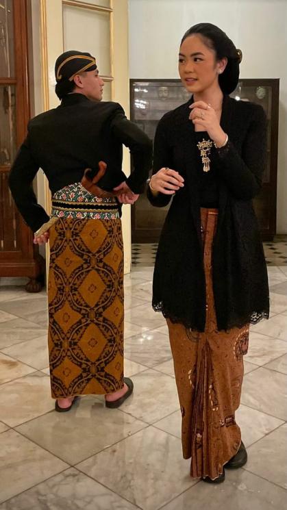 Momen Jefri Nichol Ikut Peringatan Malam 1 Sura. (Instagram/@raniaayamin)