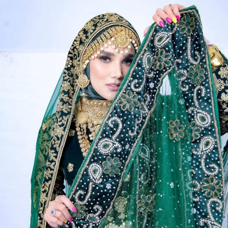 Potret Mulan Jameela Pakai Baju India (instagram/@mulanjameela1)