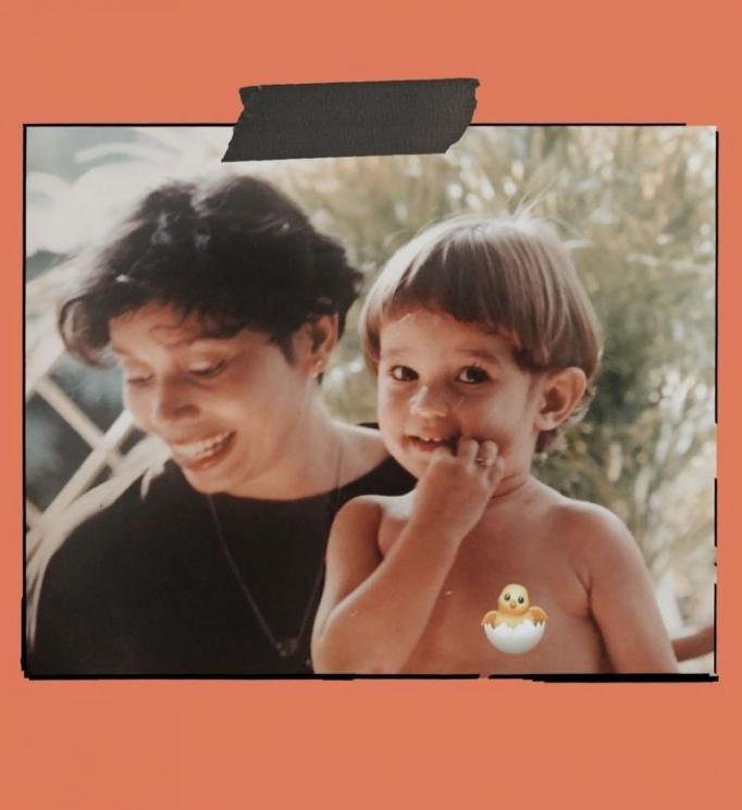 Potret Masa Kecil Enzy Storia (instagram/@enzystoria)
