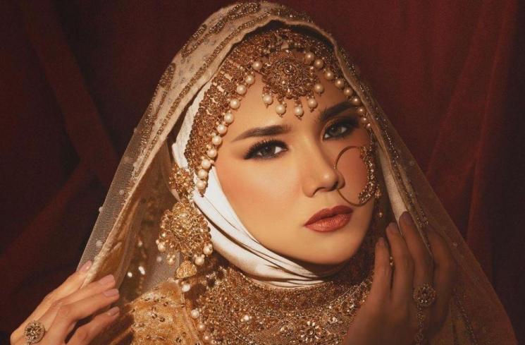 Potret Mulan Jameela Pakai Baju India (instagram/@mulanjameela1)
